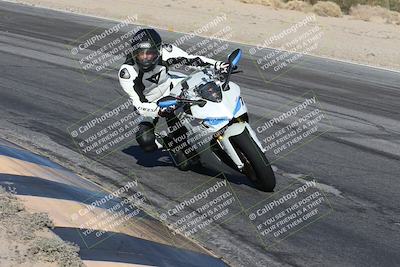 media/Dec-01-2025-Moto Forza (Mon) [[2daa91e15f]]/3-Beginner Group/Session 4 (Turn 10 Inside)/